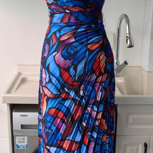 Milly Estelle Liv Dream Rose Print Dress ($710 originally incl. tax) - Picture 4 of 4